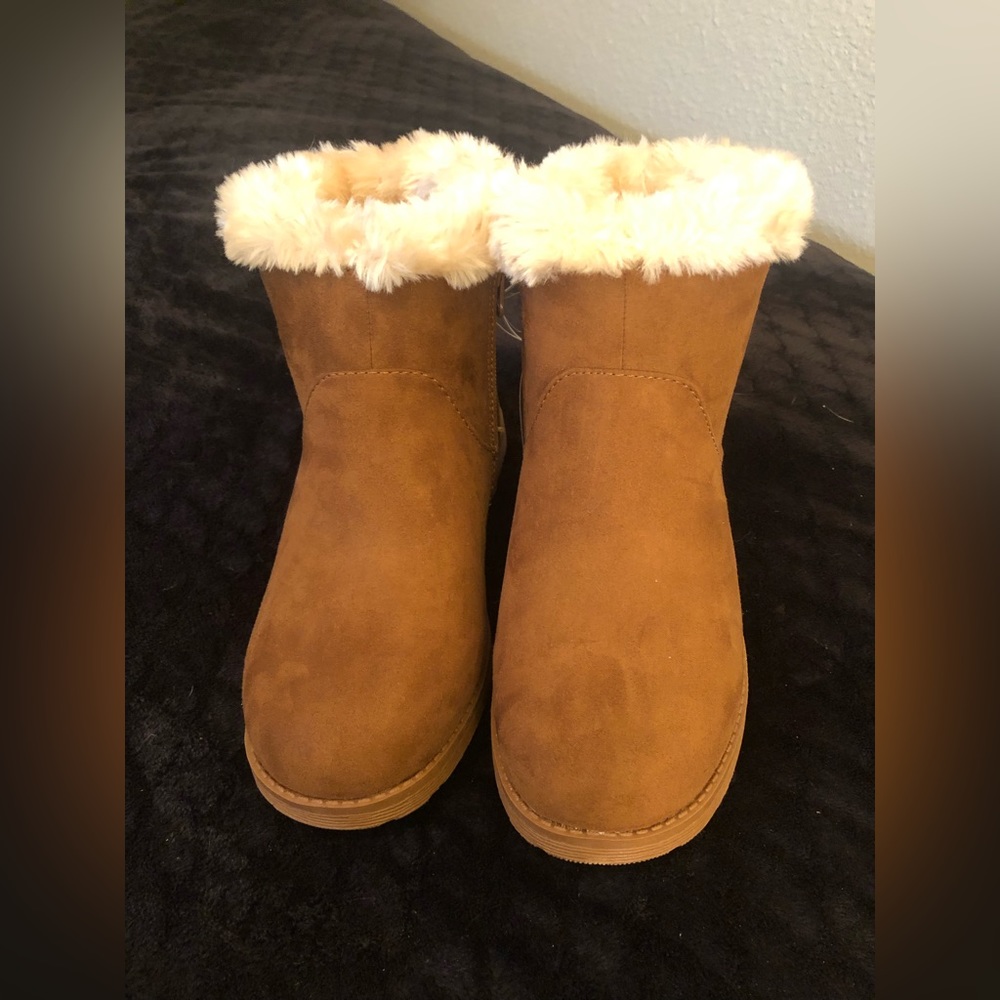 Cat and jack brown boots size 3 girls